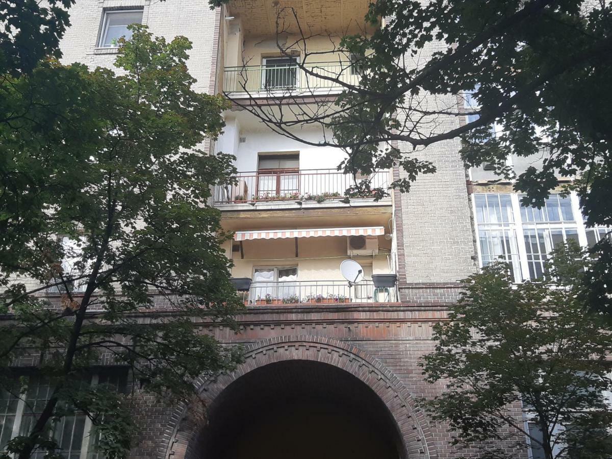 2 Bedroom Apartment Near Heroes Square Budapest Eksteriør bilde